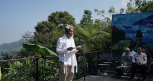 Dua Elang Jawa Kembali ke Alam, Megamendung Perkuat Peran Konservasi Satwa Kemenhut Resmikan Lembah Aviary, Rusa Timor dan Elang Jawa Jadi Sorotan
